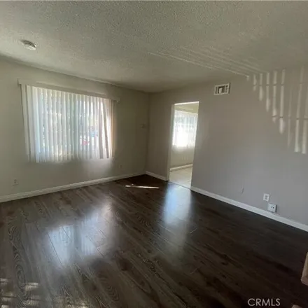 Image 2 - 6593 Indiana Avenue, Almond, Buena Park, CA 90621, USA - House for rent