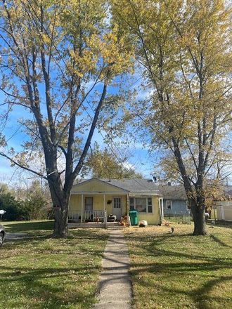 Rent this 2 bed house on 234 Ash Street in Mountain Grove, MO 65711