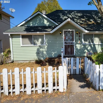 Buy this 2 bed house on 6911 Southeast Cora Street in Portland, OR 97206