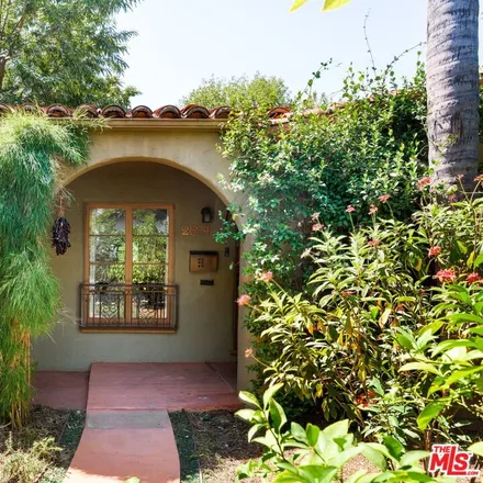 Image 1 - 2674 Locksley Place, Los Angeles, CA 90039, USA - House for sale