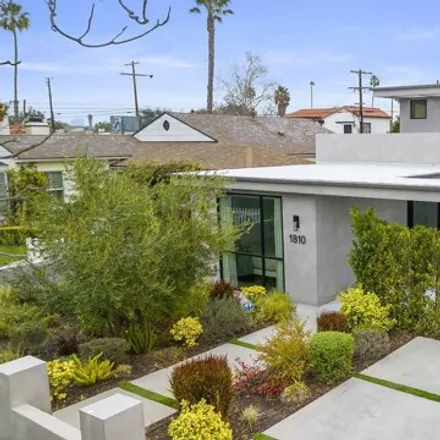 Image 3 - 1820 South Sherbourne Drive, Los Angeles, CA 90035, USA - House for sale