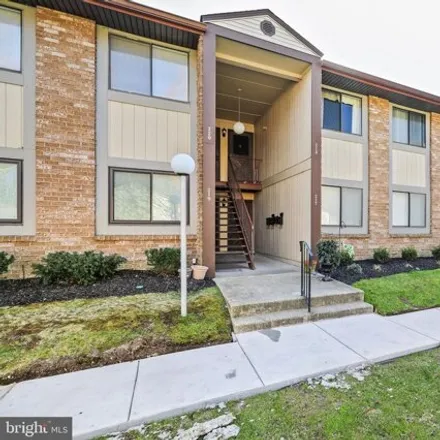 Buy this 1 bed condo on Club House Court in Maple Shade Township, NJ 08052