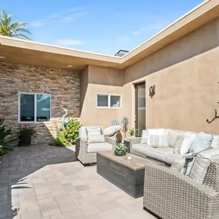 Image 2 - 44679 Warner Trail, Indian Wells, CA 92210, USA - House for sale