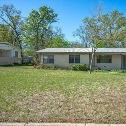 Buy this 3 bed house on 755 Little Rock Road in Canton, TX 75103