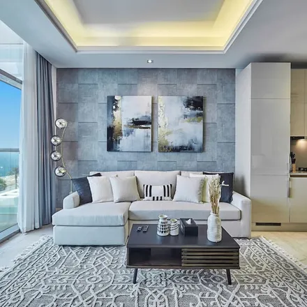 Rent this studio apartment on Crescent Road West Palm Jumeirah