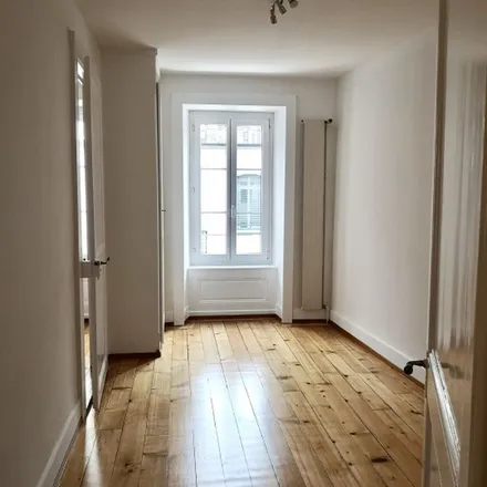 Rent this 1 bed apartment on Rue d'Italie 37 in 1800 Vevey, Switzerland