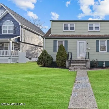 Buy this 5 bed house on 162 Austin Avenue in East Spotswood, Old Bridge Township