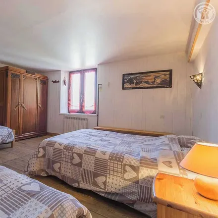 Rent this 3 bed house on 73210 Bois des Envers d'Aime