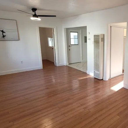 Rent this 1 bed house on 812 E Sacramento St