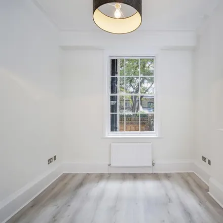Image 3 - 14 Cunningham Place, London, NW8 8JW, United Kingdom - Apartment for rent