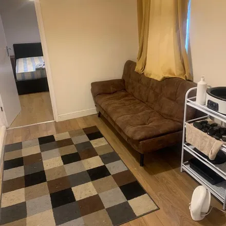 Rent this 1 bed apartment on Naz's in Barking Road, London