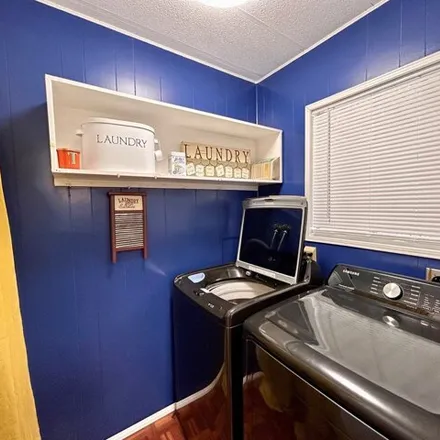 Image 7 - Red Roof Inn, Mariposa Road, Victorville, CA 92392, USA - Apartment for sale
