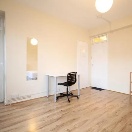Image 3 - 21-27 Dombey Street, London, WC1N 3PB, United Kingdom - Apartment for rent