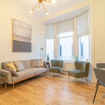 Rent this 4 bed apartment on NatWest in Blythswood Street, Glasgow