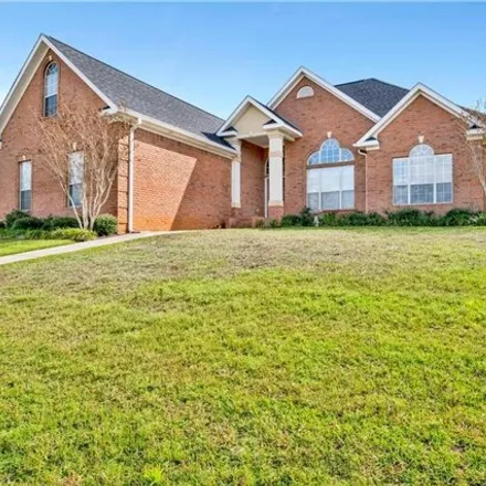 Buy this 5 bed house on 3615 Willow Walk Drive in Saraland, AL 36571