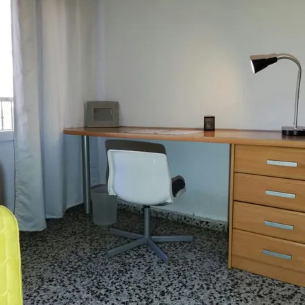 Rent this 1 bed apartment on Carrer dels Lleons in 34, 46023 Valencia