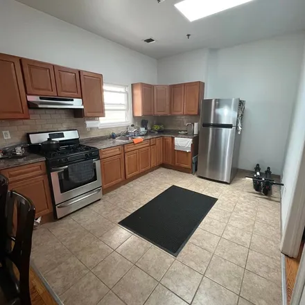 Rent this 3 bed apartment on 312 47th Street in Union City, NJ 07087