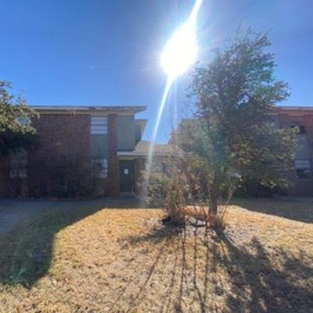 Rent this 3 bed townhouse on 4401 Crockett Avenue in Midland, TX 79703