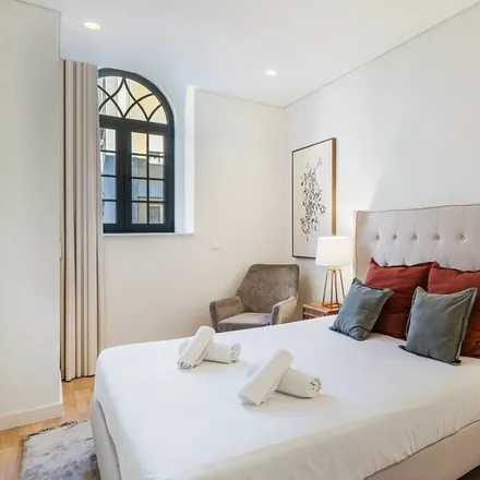 Rent this 1 bed apartment on 4000-132 Distrito de Leiria