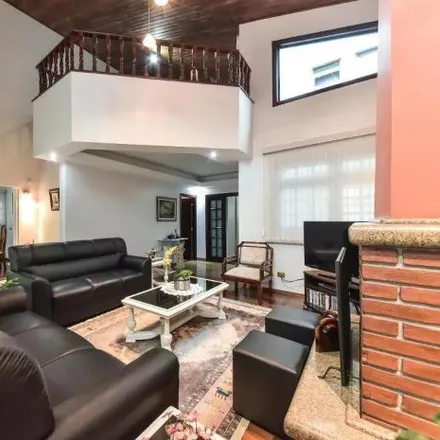 Buy this 4 bed house on Avenida das Araras in Independência, São Bernardo do Campo - SP