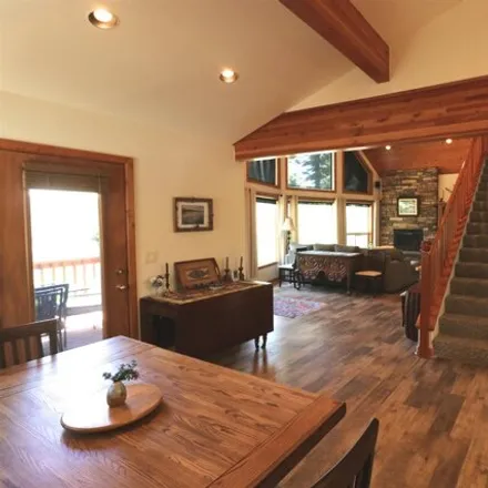 Image 9 - 613 West Burnt Cedar Road, Lake Almanor Country Club, CA 96137, USA - House for sale