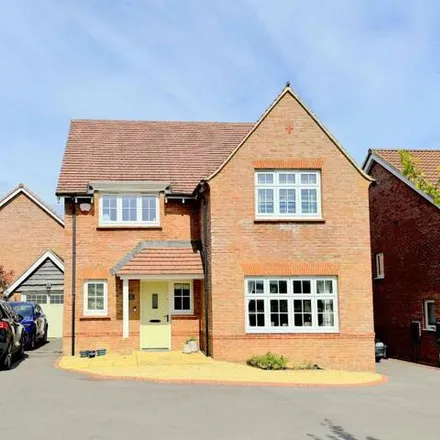 Buy this 4 bed house on Olivers Court in Calne, SN11 0FL