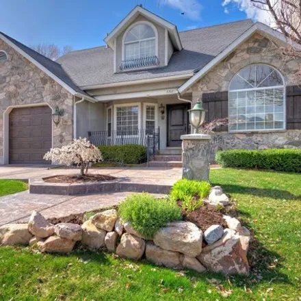 Buy this 7 bed house on 3290 Splendor Way in Holladay, UT 84124