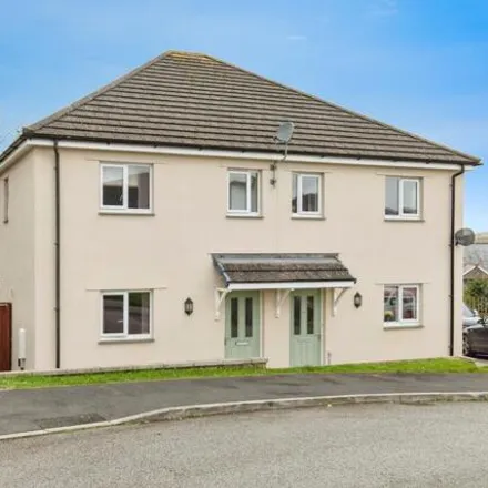 Buy this 3 bed duplex on Kernick Close in St Stephen, PL26 7EG