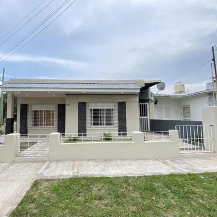Image 2 - Ayolas 2806, Quilmes Oeste, B1879 ETH Quilmes, Argentina - House for sale