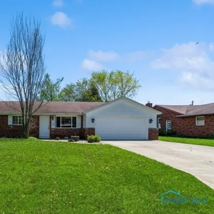 Buy this 3 bed house on 83 Lafayette Drive in Napoleon, OH 43545