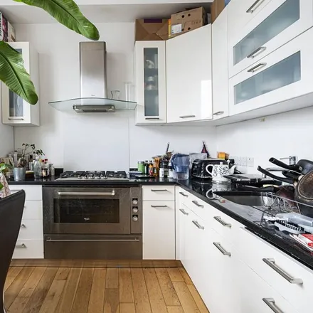 Rent this 2 bed apartment on 54 Ivy Street in London, N1 5JD