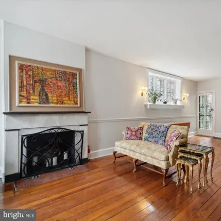 Image 6 - 476 South Hicks Street, Philadelphia, PA 19146, USA - House for sale