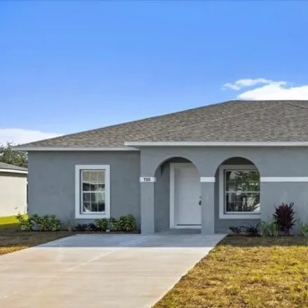 Buy this 6 bed house on 684 Bittern Court in Polk County, FL 34759