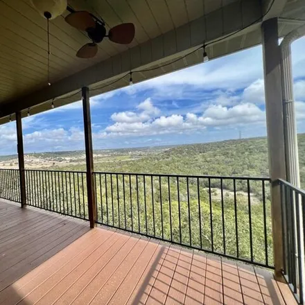 Image 2 - 2114 Summit Crest Drive North, Kerrville, TX 78028, USA - House for sale