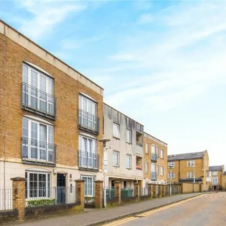 Image 1 - 8-13 Cherrywood Close, Old Ford, London, E3 2DQ, United Kingdom - Apartment for sale