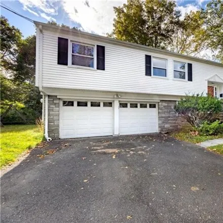 Rent this 4 bed house on 211 Sigwin Drive in Tunxis Hill, Fairfield