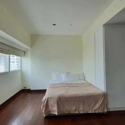 Rent this 1 bed apartment on orange message in Soi Sukhumvit 31, Asok