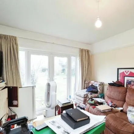 Image 6 - 3 Sandringham Crescent, Wollaton, NG8 2DR, United Kingdom - Duplex for sale