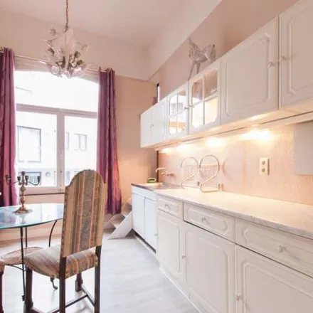 Rent this 1 bed apartment on Avenue Palmerston - Palmerstonlaan 13 in 1000 Brussels, Belgium