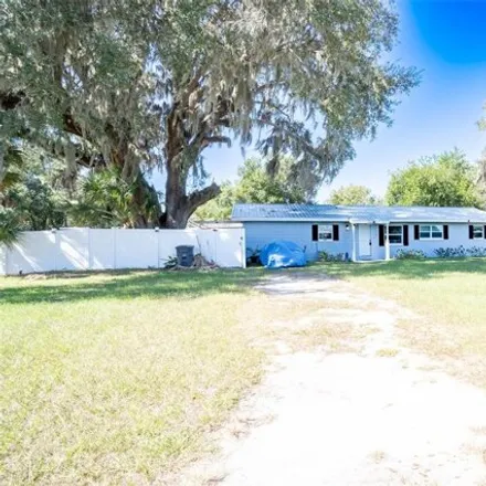 Image 2 - 1325 Poplar Avenue, Bowling Green, Hardee County, FL 33834, USA - House for sale