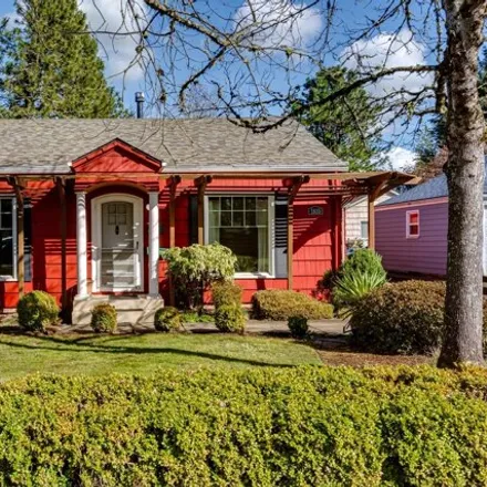 Buy this 3 bed house on 1835 Madison Street in Eugene, OR 97402