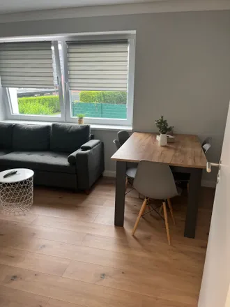 Rent this 6 bed apartment on Am Alten Gericht 1b in 21109 Hamburg, Germany