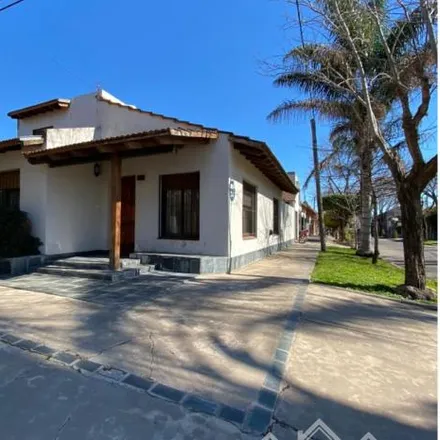 Image 2 - Calle 43, Payro, B6600 AAK Mercedes, Argentina - House for sale