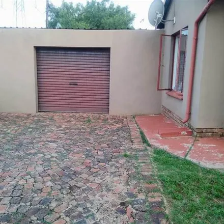 Image 4 - Maple Road, Chantelle, Akasia, 0118, South Africa - Apartment for rent