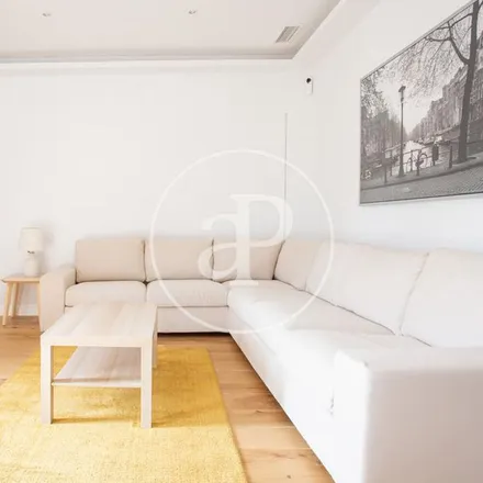 Rent this 4 bed apartment on Madrid in Calle de Toledo, 98