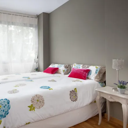 Rent this 3 bed apartment on CaixaBank in Avinguda d'Icària, 137