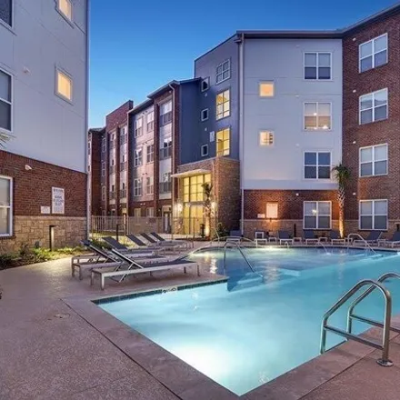 Image 1 - 101 River House Plaza, Mag Terrace, Baton Rouge, LA 70802, USA - Apartment for rent
