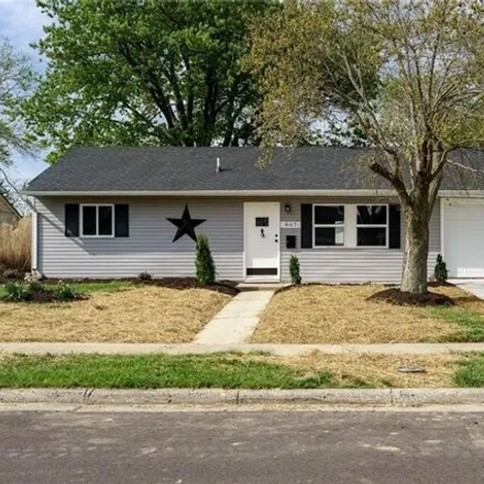 Buy this 3 bed house on 869 Roxana Drive in Vandalia, OH 45377