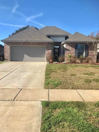 Buy this 3 bed house on 3898 Ella Street in Bellaire, Bossier City