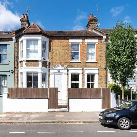 Rent this 5 bed house on 820 Harrow Road in London, NW10 5DJ